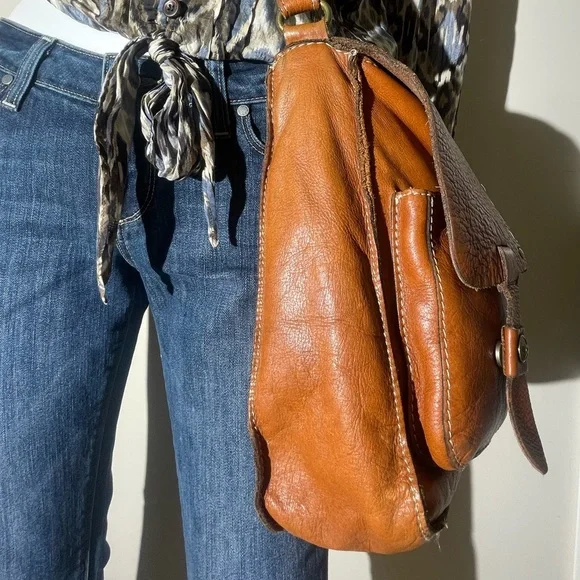 Patricia Nash Tan Leather Studded Crossbody Bag - Picture 4 of 16